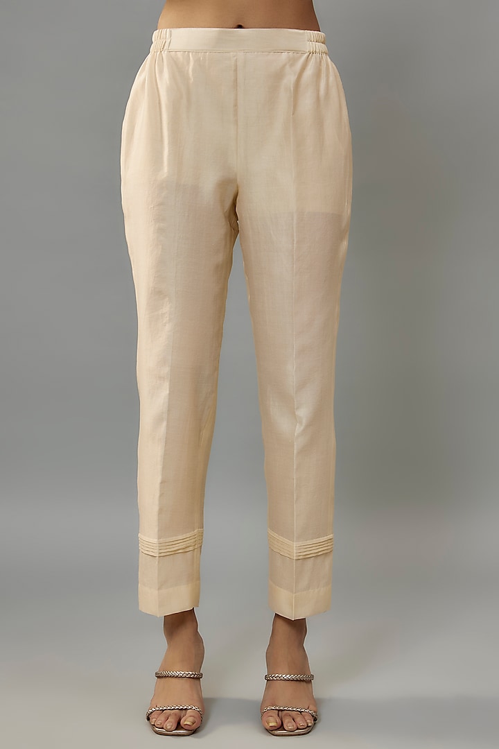 Ivory Handwoven Chanderi Pearl Embroidered Kurta Set by The Aarya at Pernia's Pop Up Shop