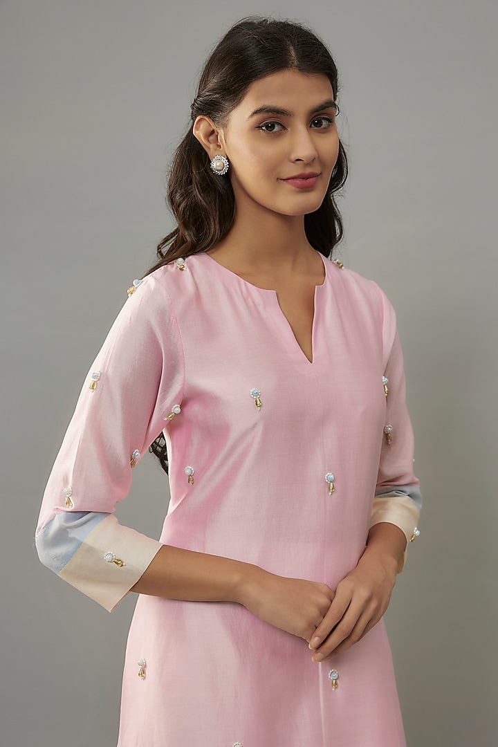 Powder Pink Handwoven Chanderi Pearl Embroidered Kurta Set by The Aarya at Pernia's Pop Up Shop