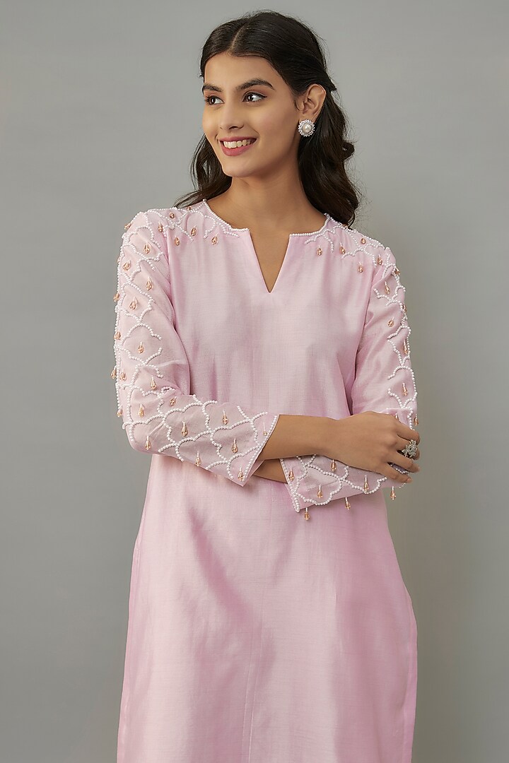 Powder Pink Handwoven Chanderi Pearl Embroidered High-Low Kurta Set by The Aarya at Pernia's Pop Up Shop