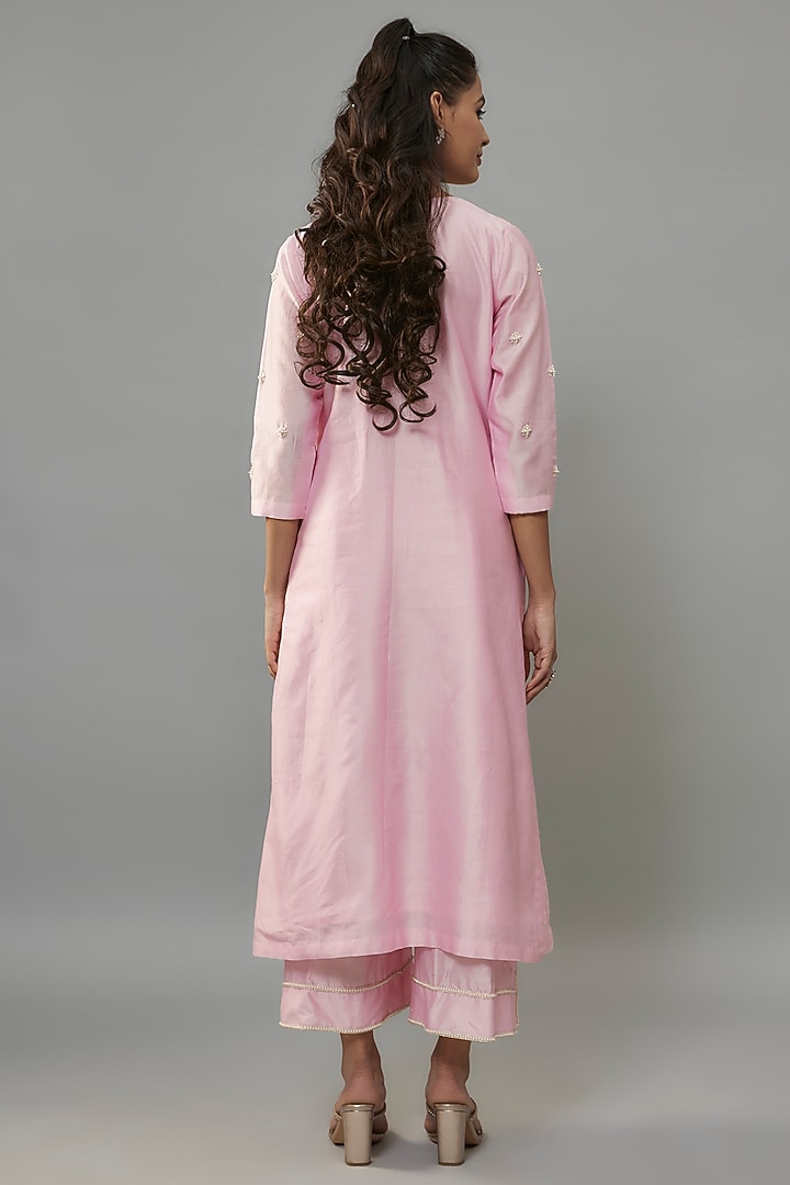 Powder Pink Handwoven Chanderi Pearl Embroidered Kurta Set by The Aarya at Pernia's Pop Up Shop