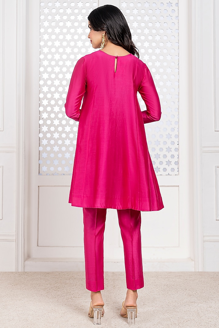 Pink Handwoven Chanderi Hand Embroidered High-Low Kurta Set by The Aarya at Pernia's Pop Up Shop