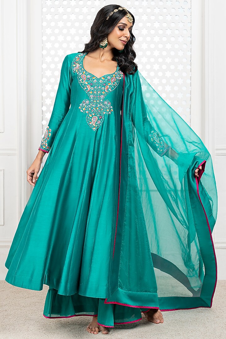 Peacock Green Handwoven Chanderi Hand Embellished Wedding Anarkali Set by The Aarya at Pernia's Pop Up Shop
