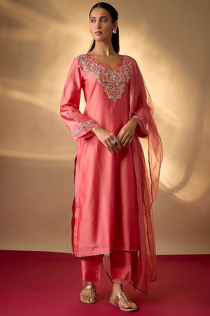 Coral Pink Handwoven Chanderi Zardosi Embroidered Kurta Set by The Aarya at Pernia's Pop Up Shop