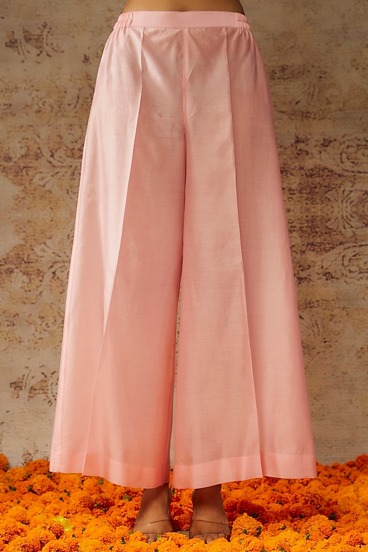 Peach Handwoven Chanderi Hand Embroidered Kurta Set by The Aarya at Pernia's Pop Up Shop