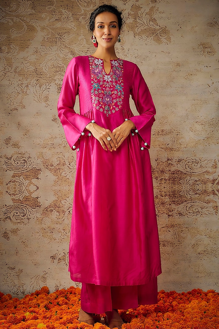 Pink Handwoven Chanderi Hand Embroidered Kurta Set by The Aarya at Pernia's Pop Up Shop