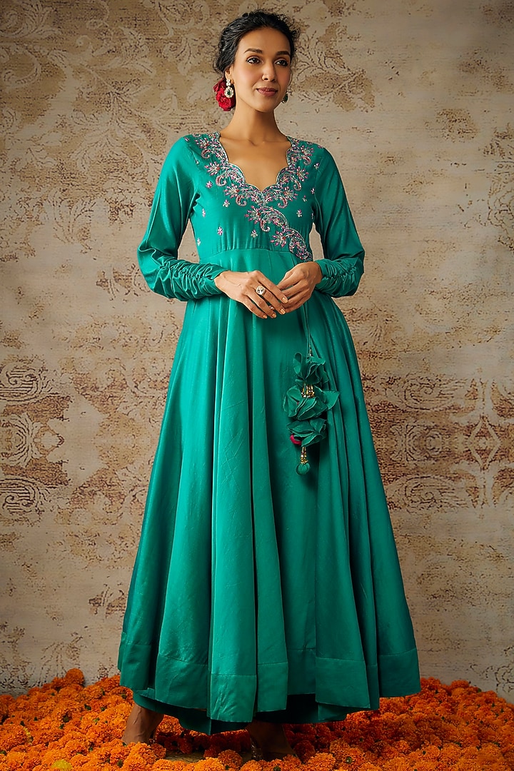 Peacock Green Handwoven Chanderi Hand Embroidered Party Wear Anarkali Set by The Aarya at Pernia's Pop Up Shop