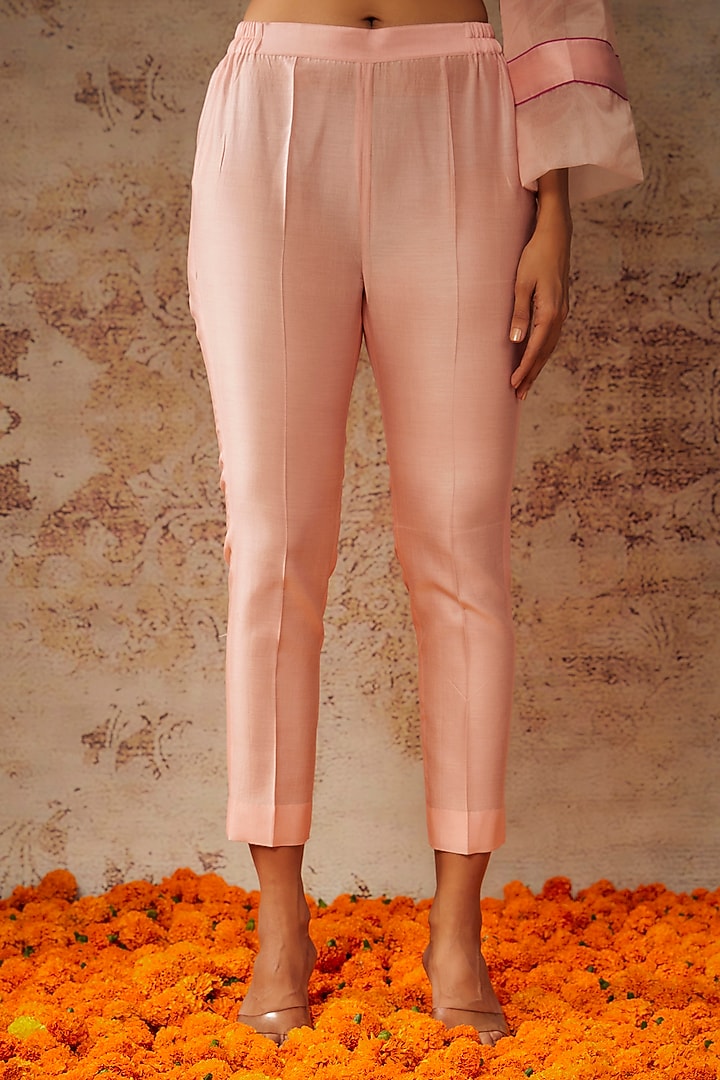 Peach Handwoven Chanderi Hand Embroidered Kurta Set by The Aarya at Pernia's Pop Up Shop