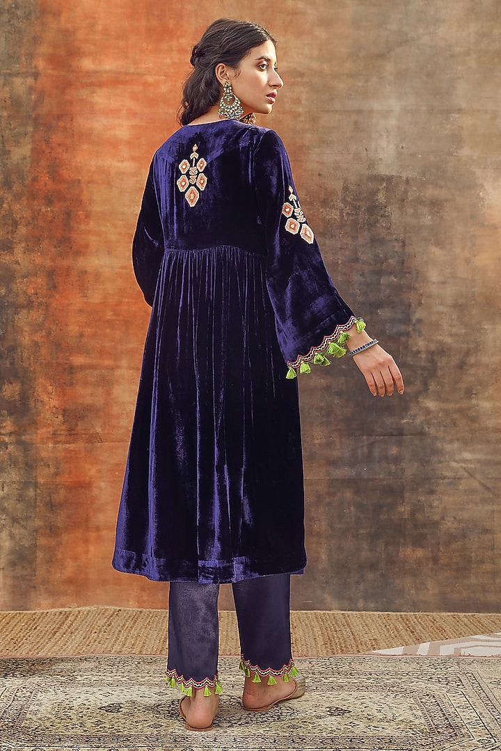 Navy Blue Silk Velvet Embroidered Gathered Kurta Set by Tasha India at Pernia's Pop Up Shop