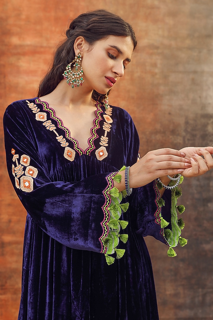 Navy Blue Silk Velvet Embroidered Gathered Kurta Set by Tasha India at Pernia's Pop Up Shop