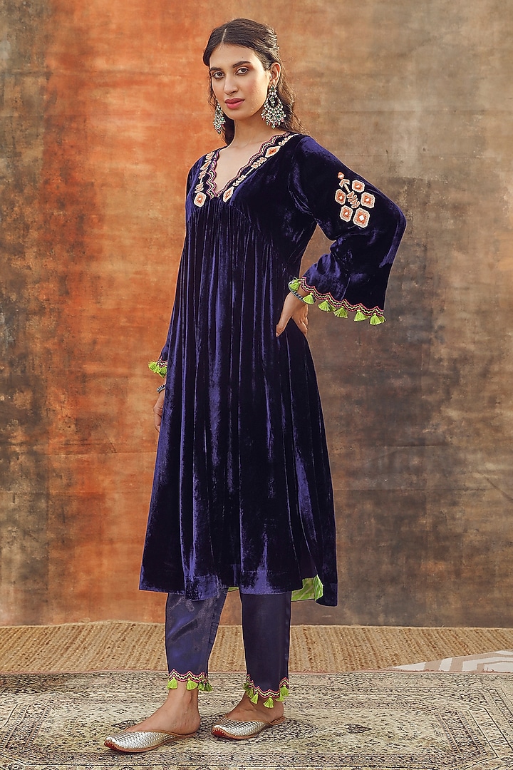 Navy Blue Silk Velvet Embroidered Gathered Kurta Set by Tasha India at Pernia's Pop Up Shop