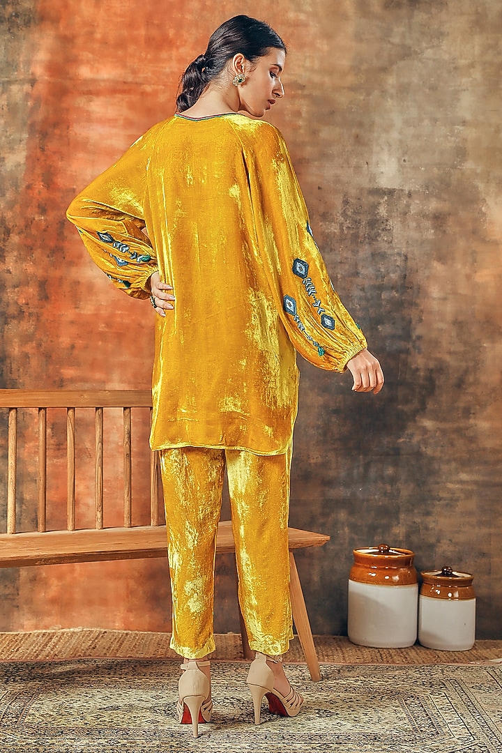 Yellow Silk Velvet Embroidered Co-Ord Set by Tasha India at Pernia's Pop Up Shop
