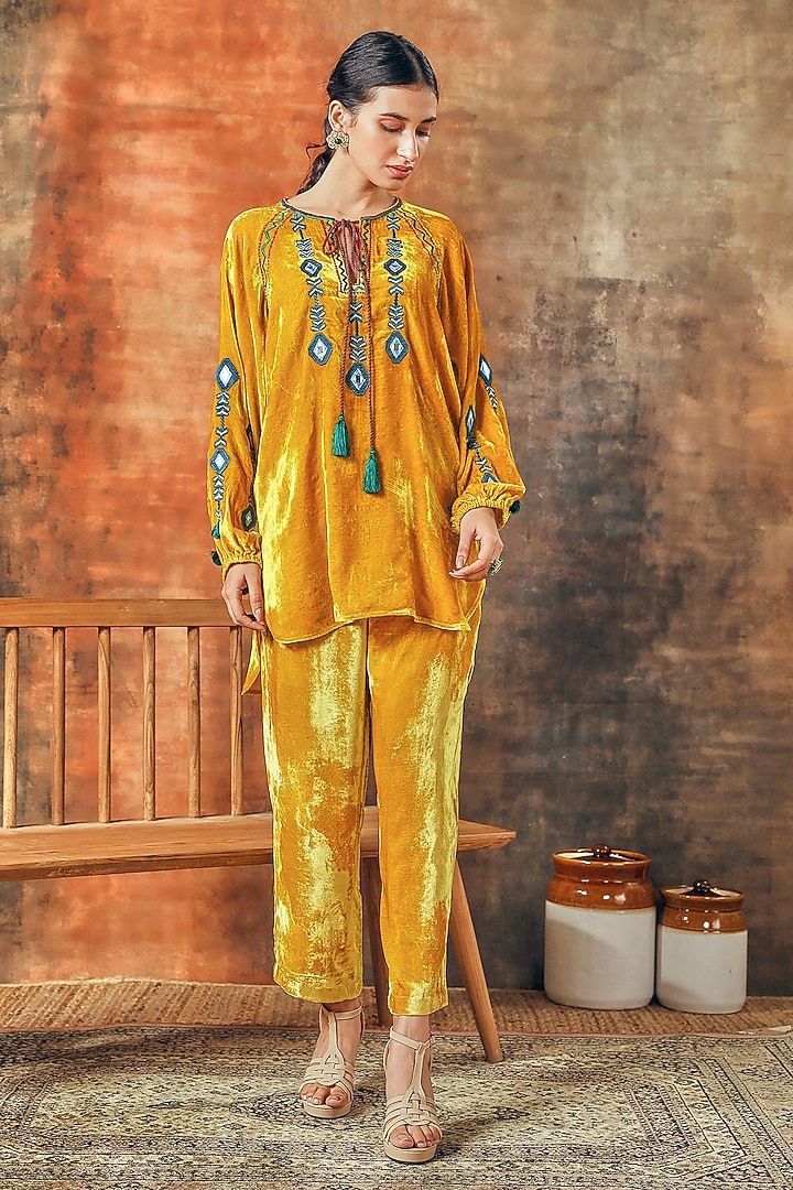 Yellow Silk Velvet Embroidered Co-Ord Set by Tasha India at Pernia's Pop Up Shop