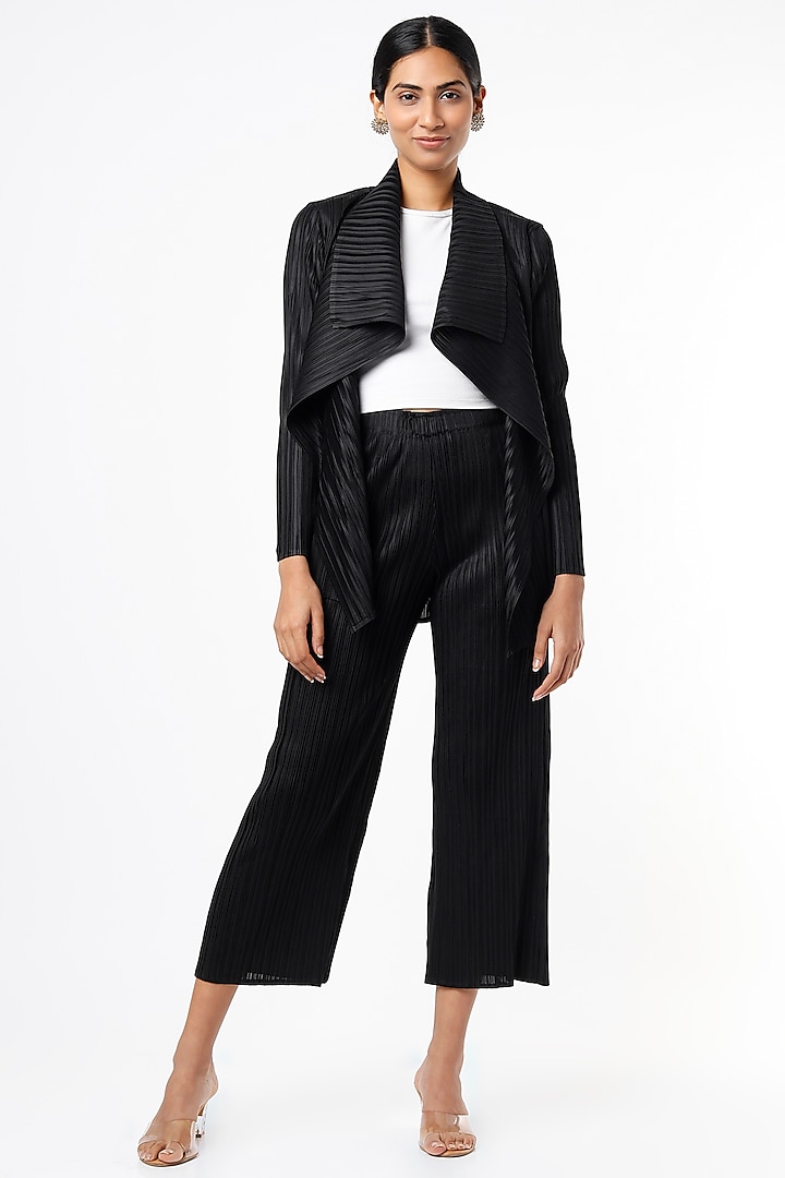 Black Pleated Polyester Flared Jacket Set by Tasuvure
