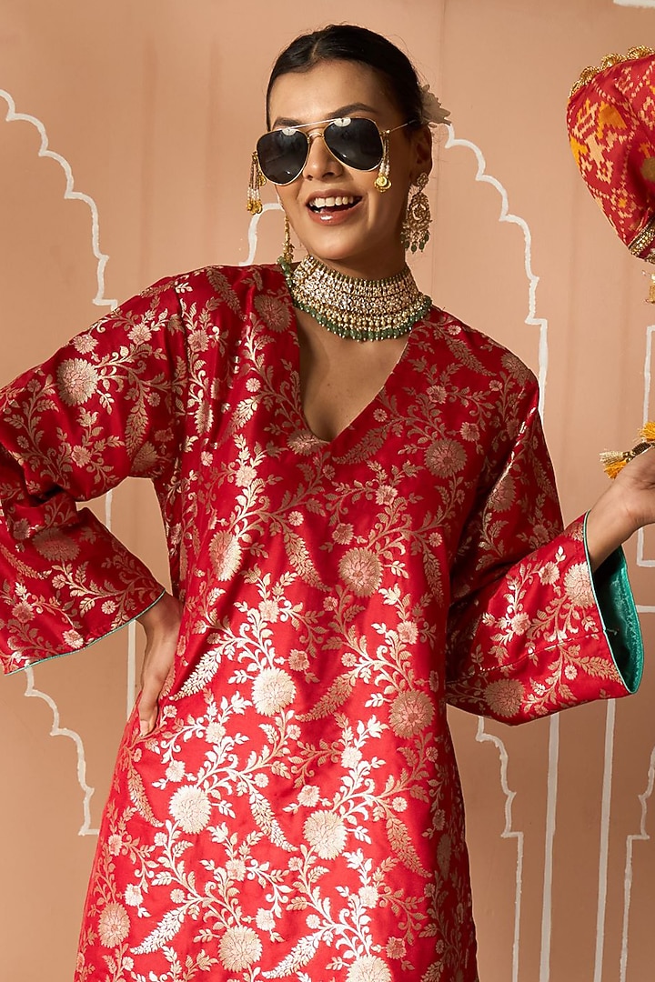 Red Brocade Silk Tunic Set by Tasuvure at Pernia's Pop Up Shop