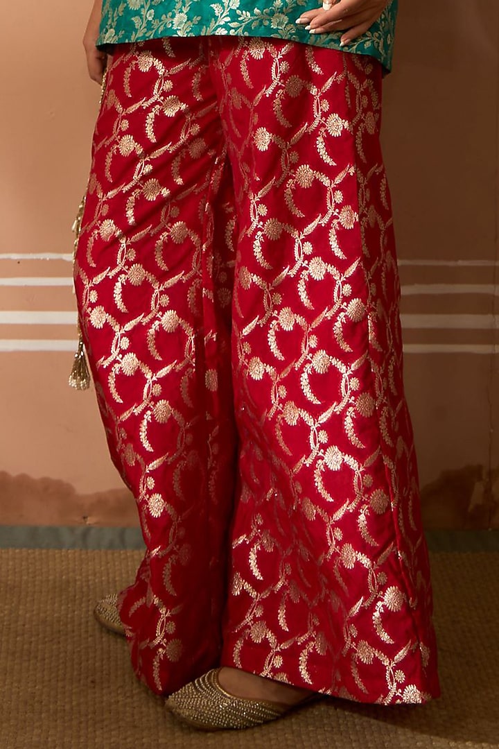 Green Brocade Silk Tunic Set by Tasuvure at Pernia's Pop Up Shop