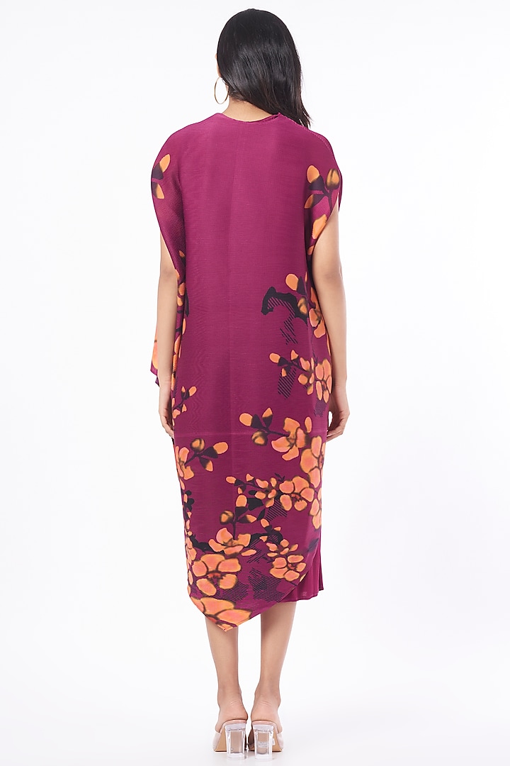 Purple Vacation Dress With Floral Cape by Tasuvure at Pernia's Pop Up Shop