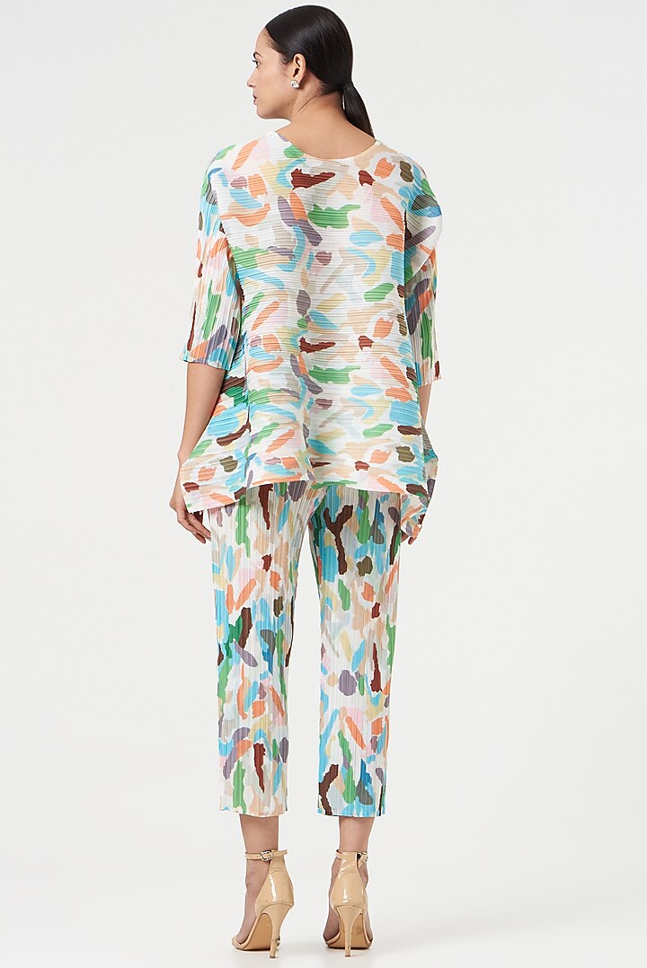 White Polyester Co-Ord Set by Tasuvure at Pernia's Pop Up Shop