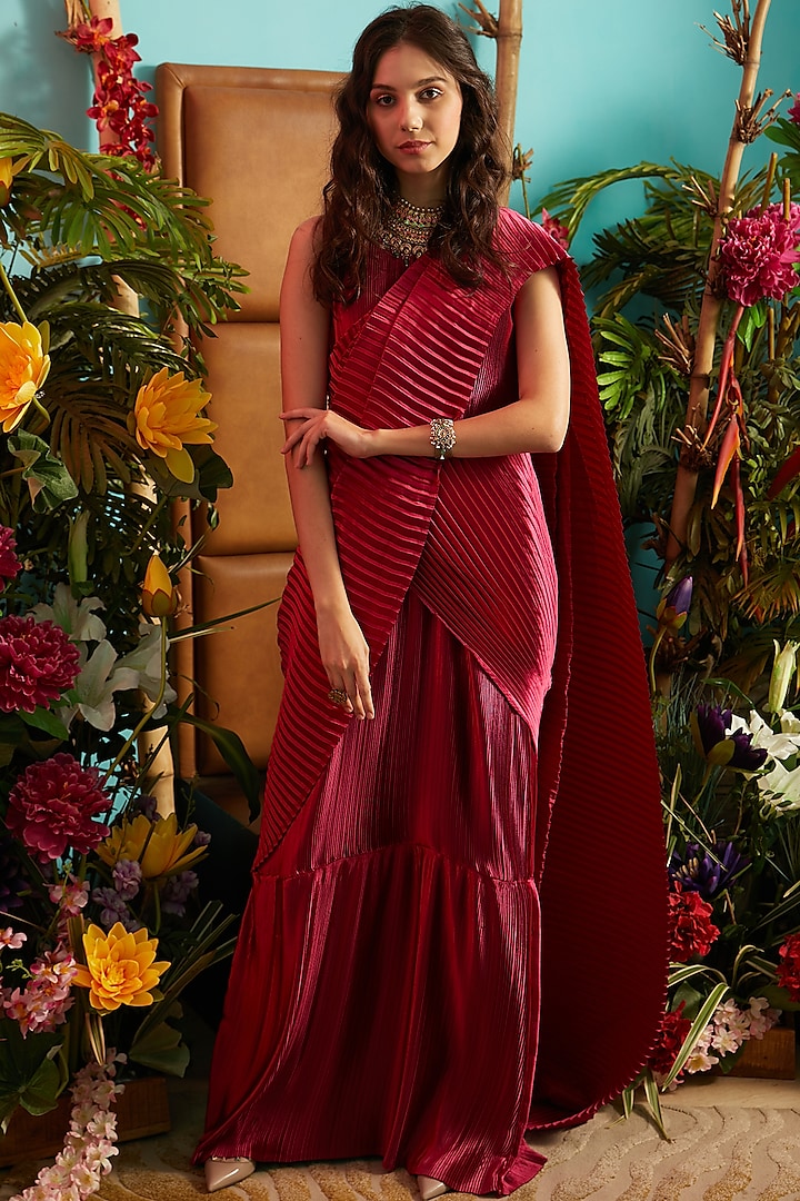 Magenta Pleated Gown Saree by Tasuvure Indes