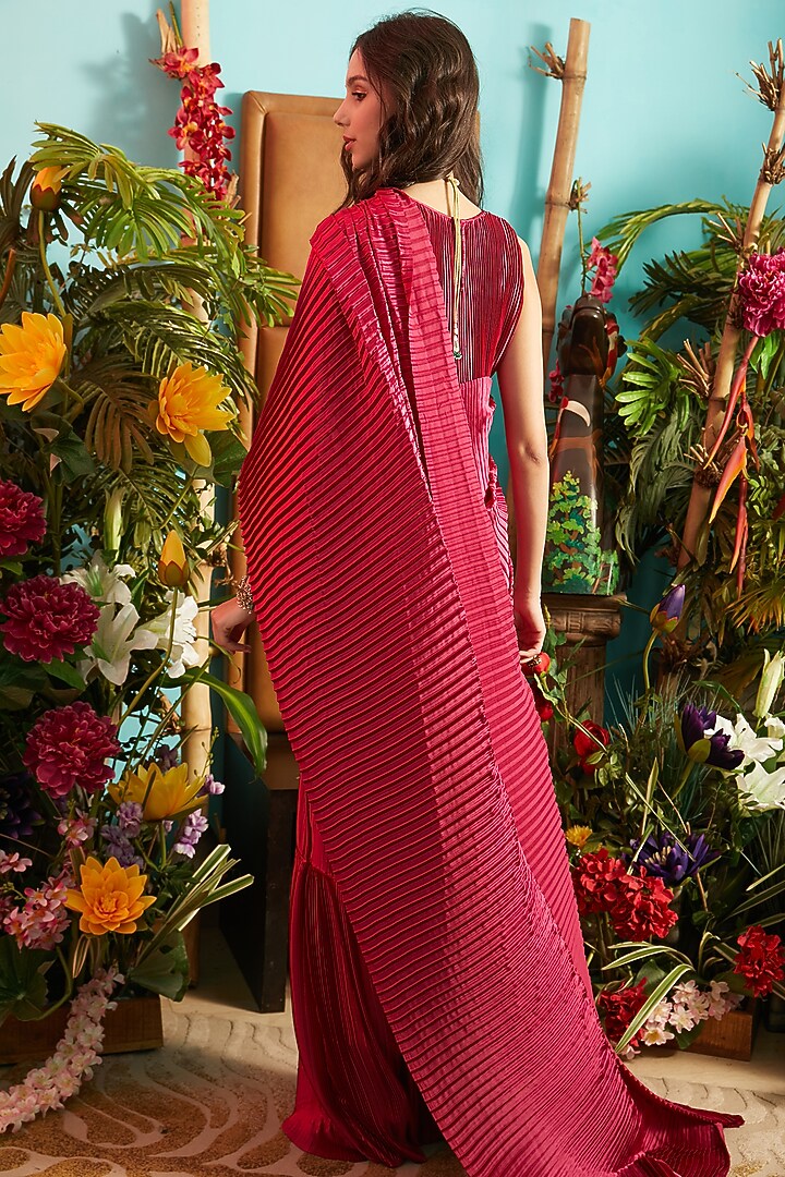 Magenta Pleated Party Wear Gown Saree by Tasuvure Indes at Pernia's Pop Up Shop