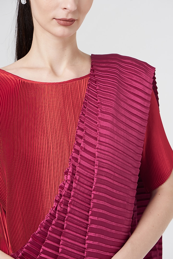 Red Pleated Fabric Wedding Gown Saree by Tasuvure Indes at Pernia's Pop Up Shop