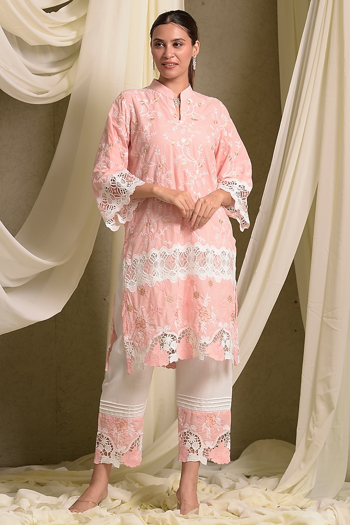 Peach Lace Cotton Mesh Floral Kurta Set by Tasuvure at Pernia's Pop Up Shop