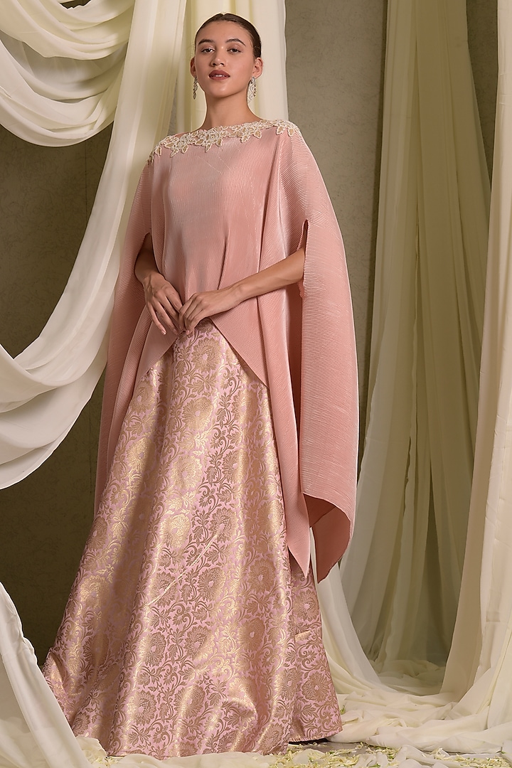 Pink Silk Brocade Gharara Set by Tasuvure at Pernia's Pop Up Shop