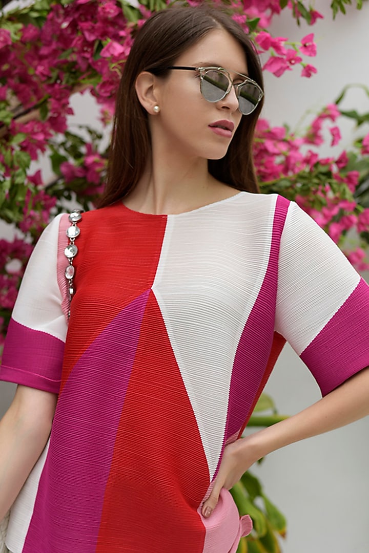 Red & Magenta Printed Top by Tasuvure at Pernia's Pop Up Shop