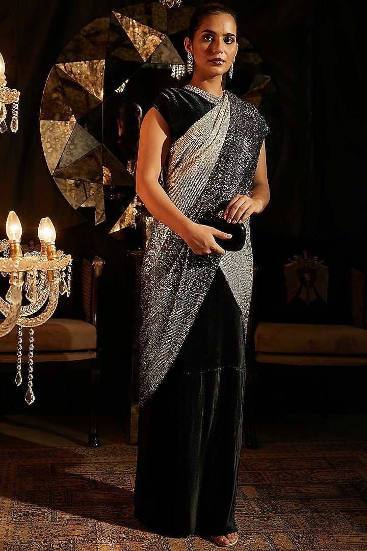 Black & Silver Ombre Polyester Gown Saree by Tasuvure Indes