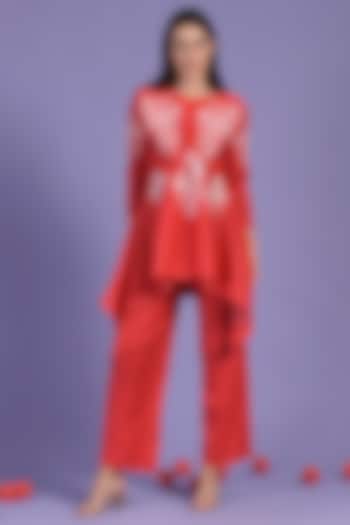 Red Pleated Polyester Floral Printed Co-Ord Set by Tasuvure at Pernia's Pop Up Shop