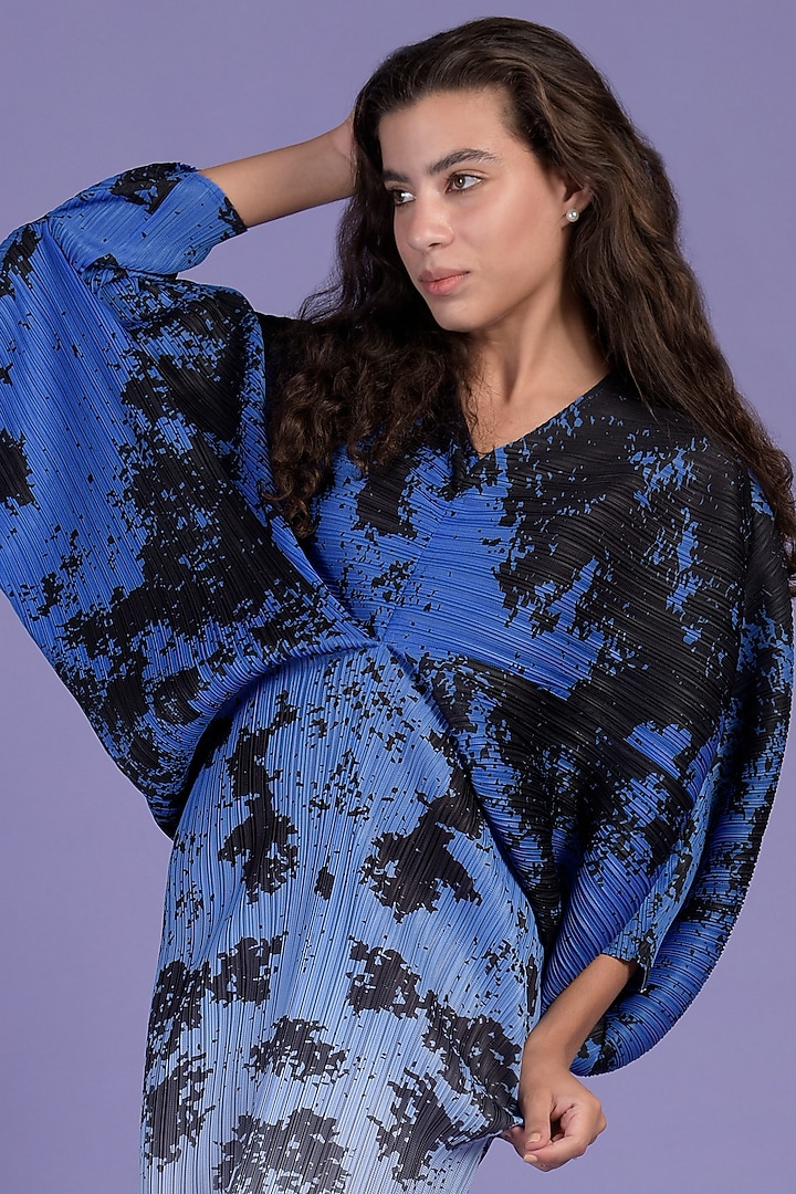 Splash Blue Pleated Fabric Kimono Kitsch Dress by Tasuvure at Pernia's Pop  Up Shop 2026