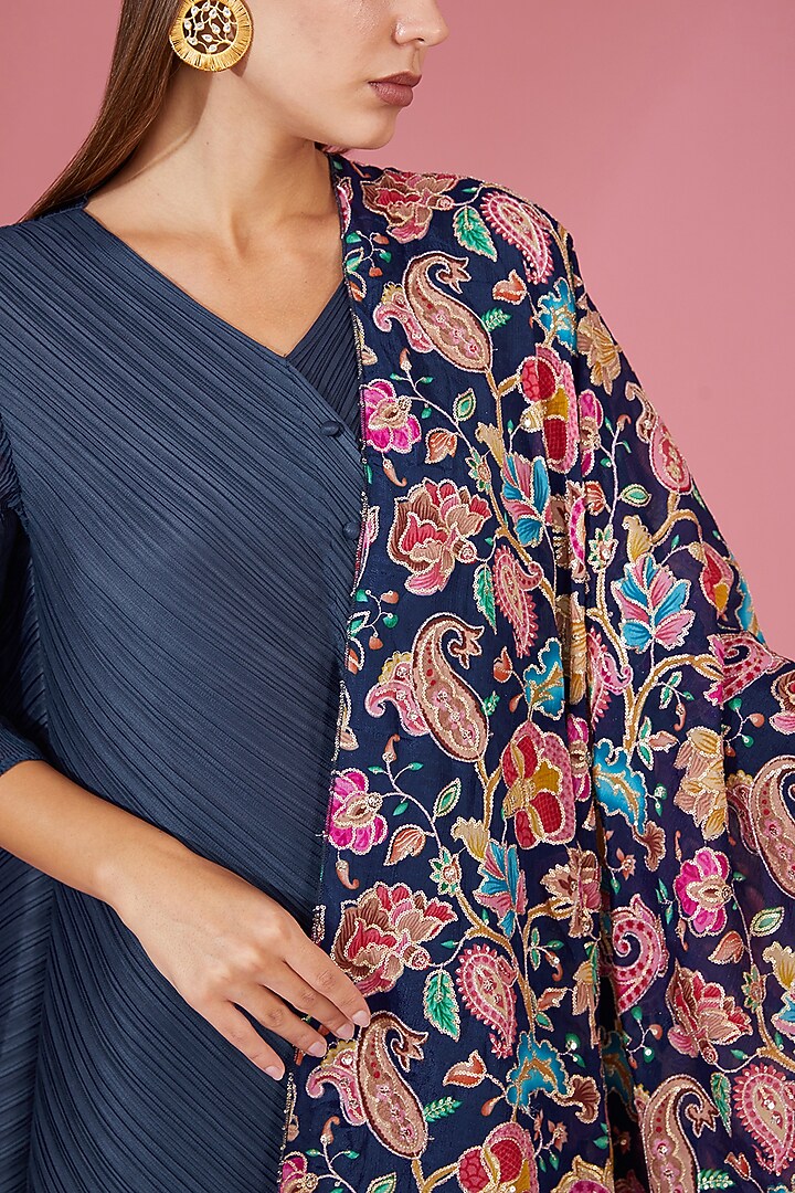 Blue Pleated Polyester Straight Tunic Set by Tasuvure Indes at Pernia's Pop Up Shop