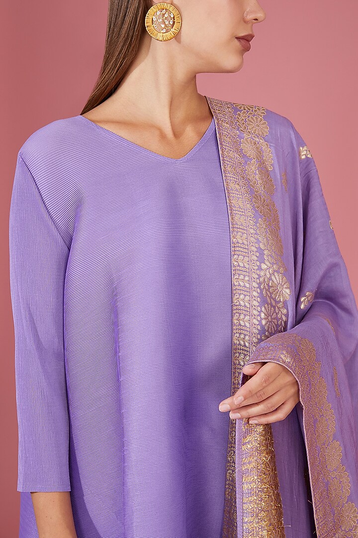 Lavender Pleated Polyester Tunic Set by Tasuvure Indes at Pernia's Pop Up Shop