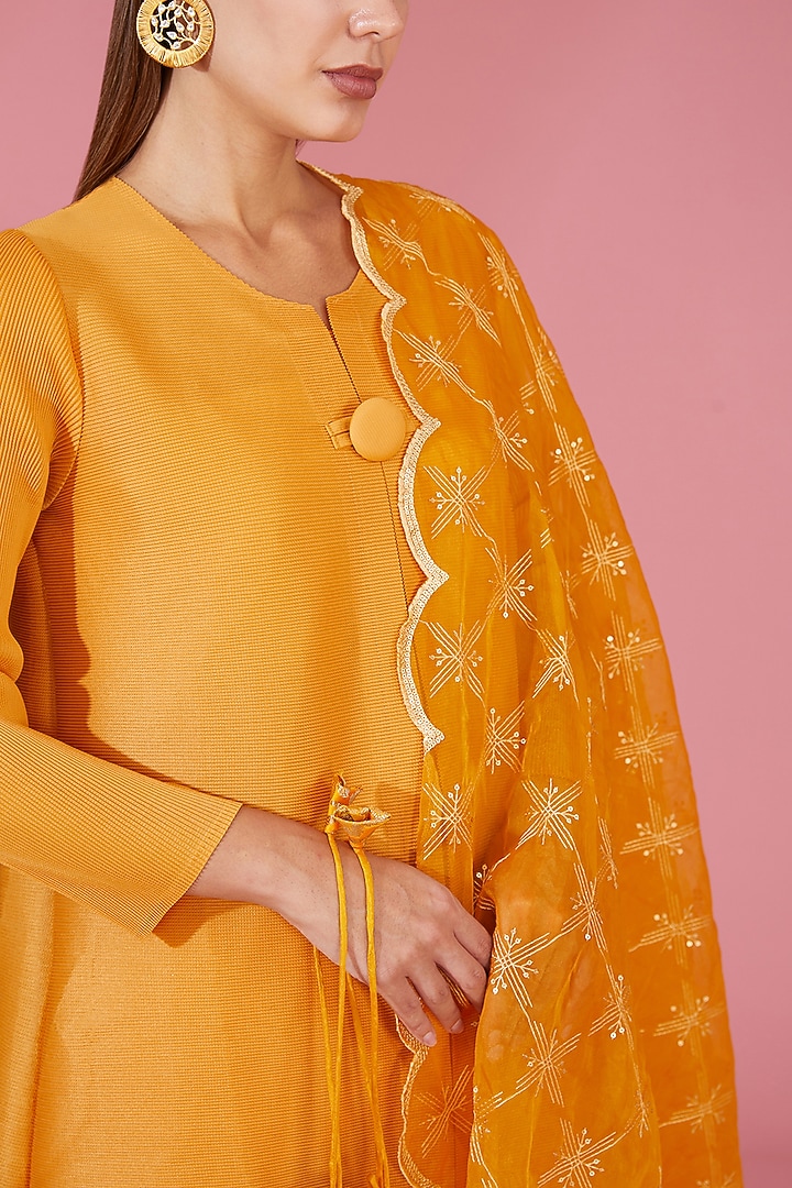 Yellow Pleated Polyester A-Line Tunic Set by Tasuvure Indes at Pernia's Pop Up Shop