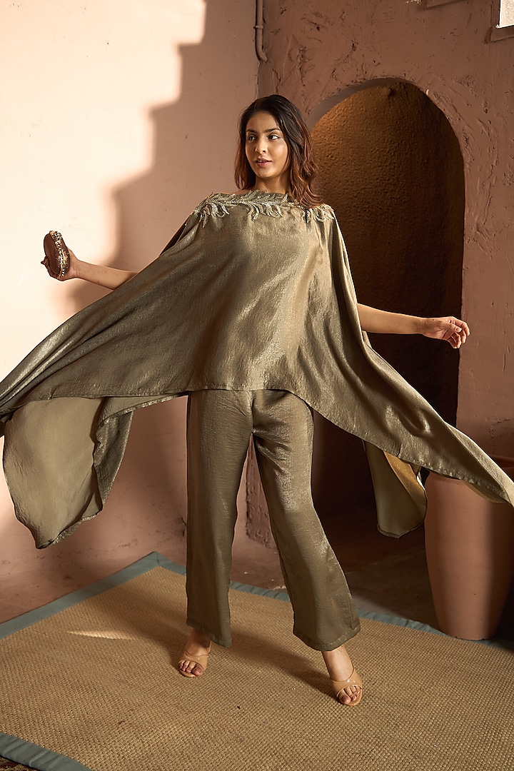 Olive Pleated Fabric Sequins Embroidered Cape Set by Tasuvure at Pernia's Pop Up Shop