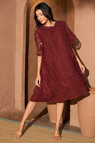 Red Cotton Lace Midi Dress by Tasuvure