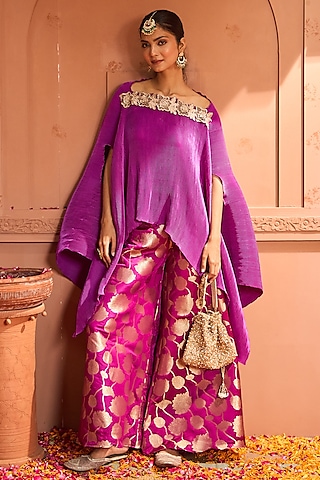 Hibiscus Brocade Gharara Set by Tasuvure