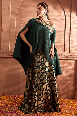 Green Brocade Silk Embroidered Cape Set by Tasuvure