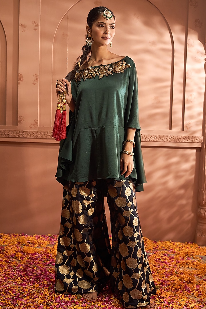 Green Brocade Silk Embroidered Cape Set by Tasuvure at Pernia's Pop Up Shop