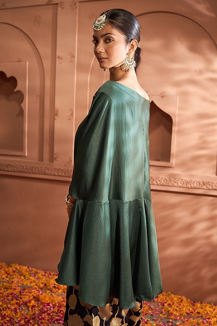 Green Brocade Silk Embroidered Cape Set by Tasuvure at Pernia's Pop Up Shop
