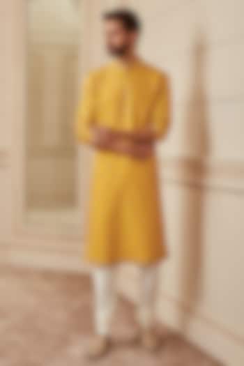 Yellow Viscose Blend Boota Embroidered Kurta Set by TASVA at Pernia's Pop Up Shop
