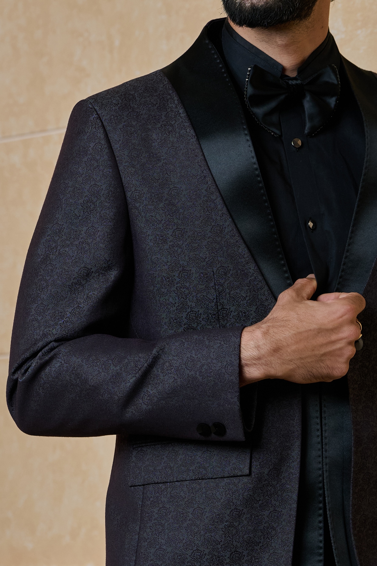 Wine Jacquard Dinner Jacket Set by TASVA at Pernia s Pop Up Shop 2024