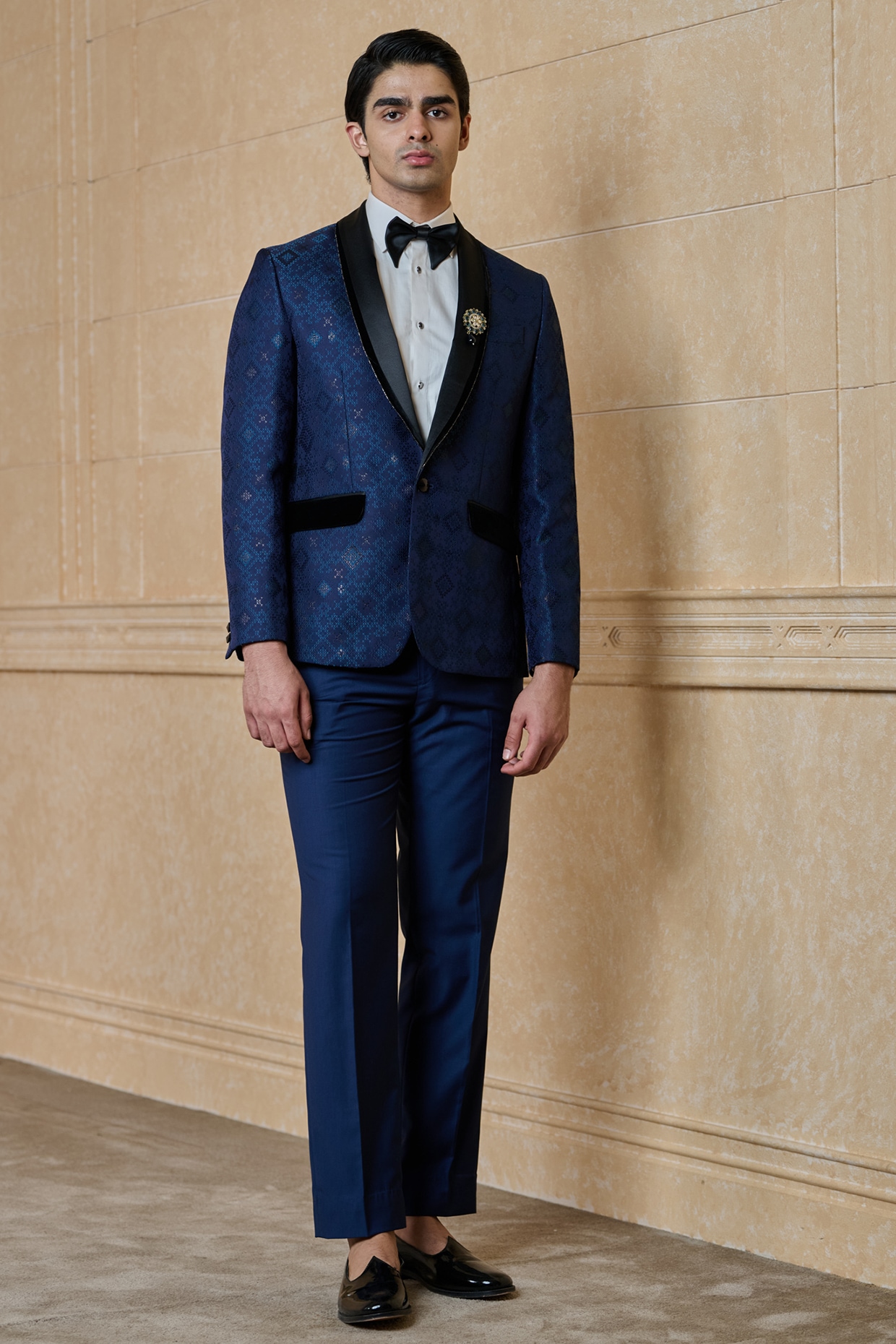 navy blazer black shoes