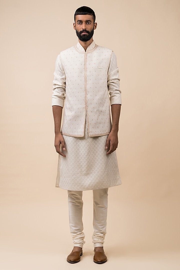 Ivory Viscose Blend Thread Embroidered Bundi Jacket Set by TASVA