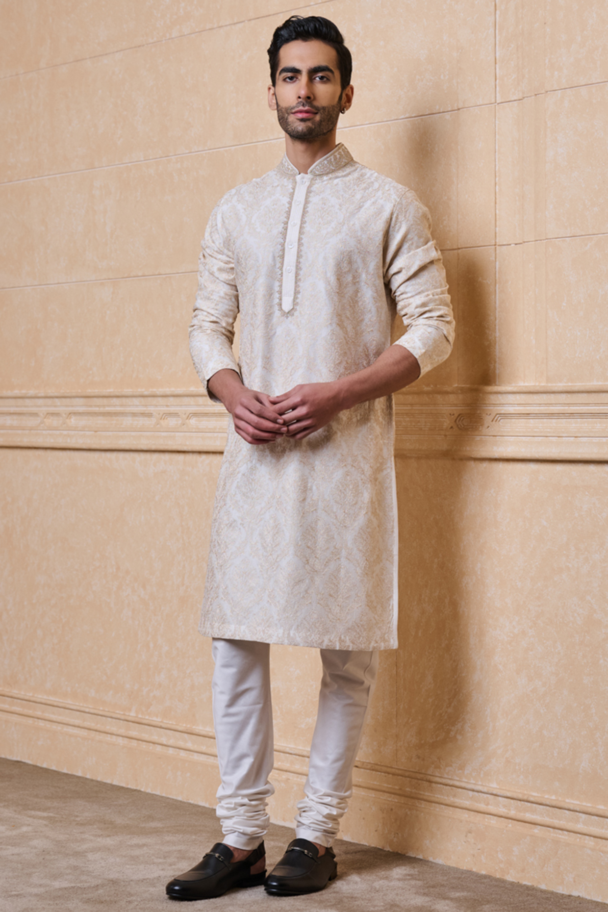 Ivory Cotton & Silk Thread Embroidered Kurta Set by TASVA