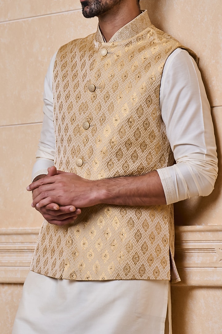 Gold Polyester Blend Bundi Jacket Set by TASVA at Pernia's Pop Up Shop