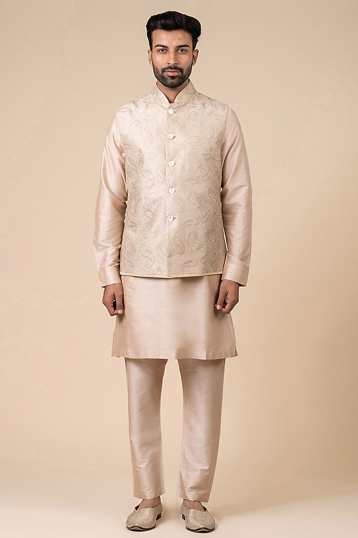 Pink Rayon Blend Paisley Embroidered Bundi Jacket Set by TASVA at Pernia's Pop Up Shop