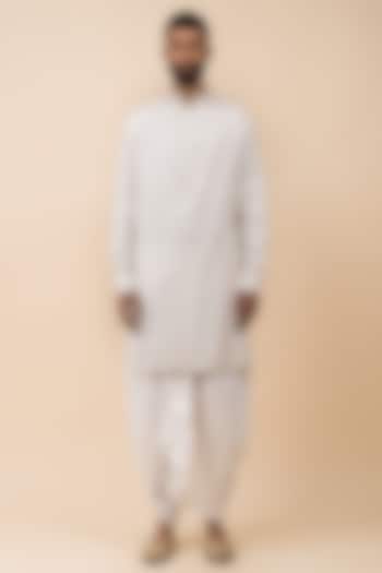 Ivory Viscose Blend Embroidered Kurta Set by TASVA at Pernia's Pop Up Shop