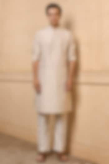 Gold Silk Kurta Set by TASVA at Pernia's Pop Up Shop