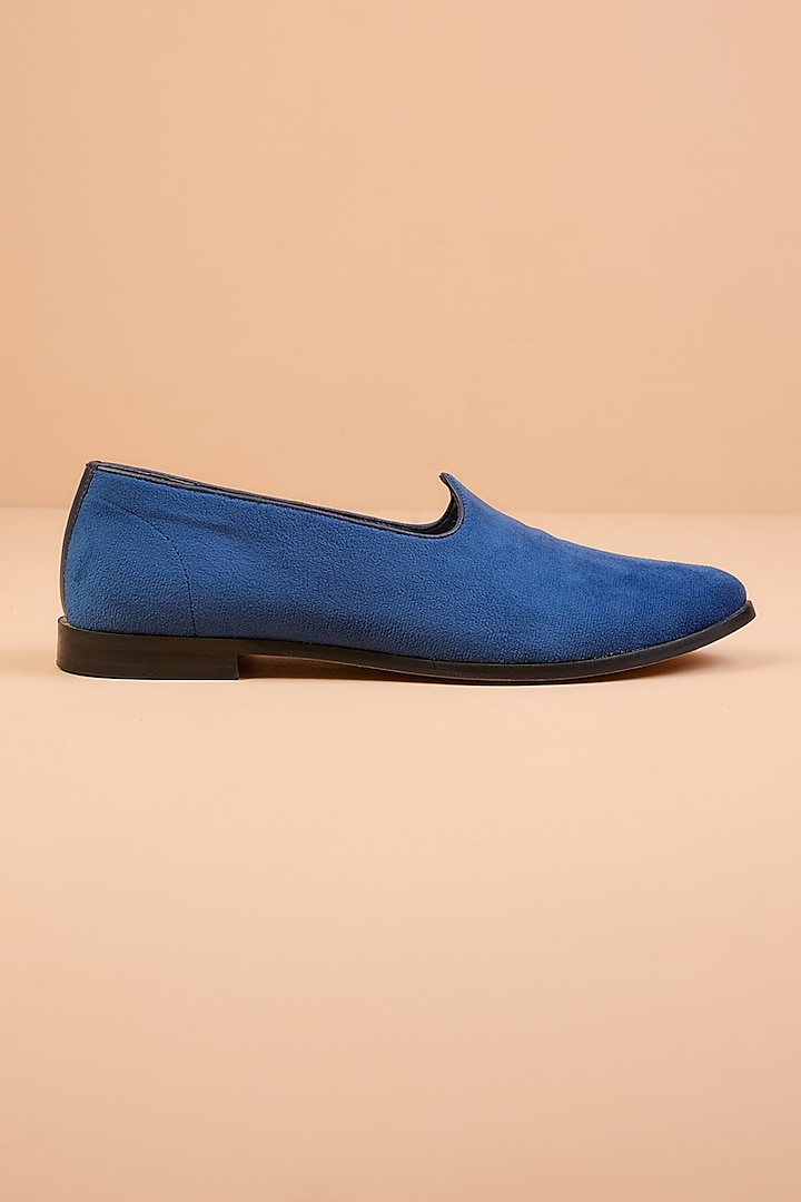 Blue Velvet Mojaris by TASVA