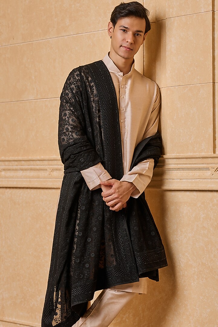 Black Georgette Resham & Floral Motif Embroidered Shawl by TASVA at Pernia's Pop Up Shop